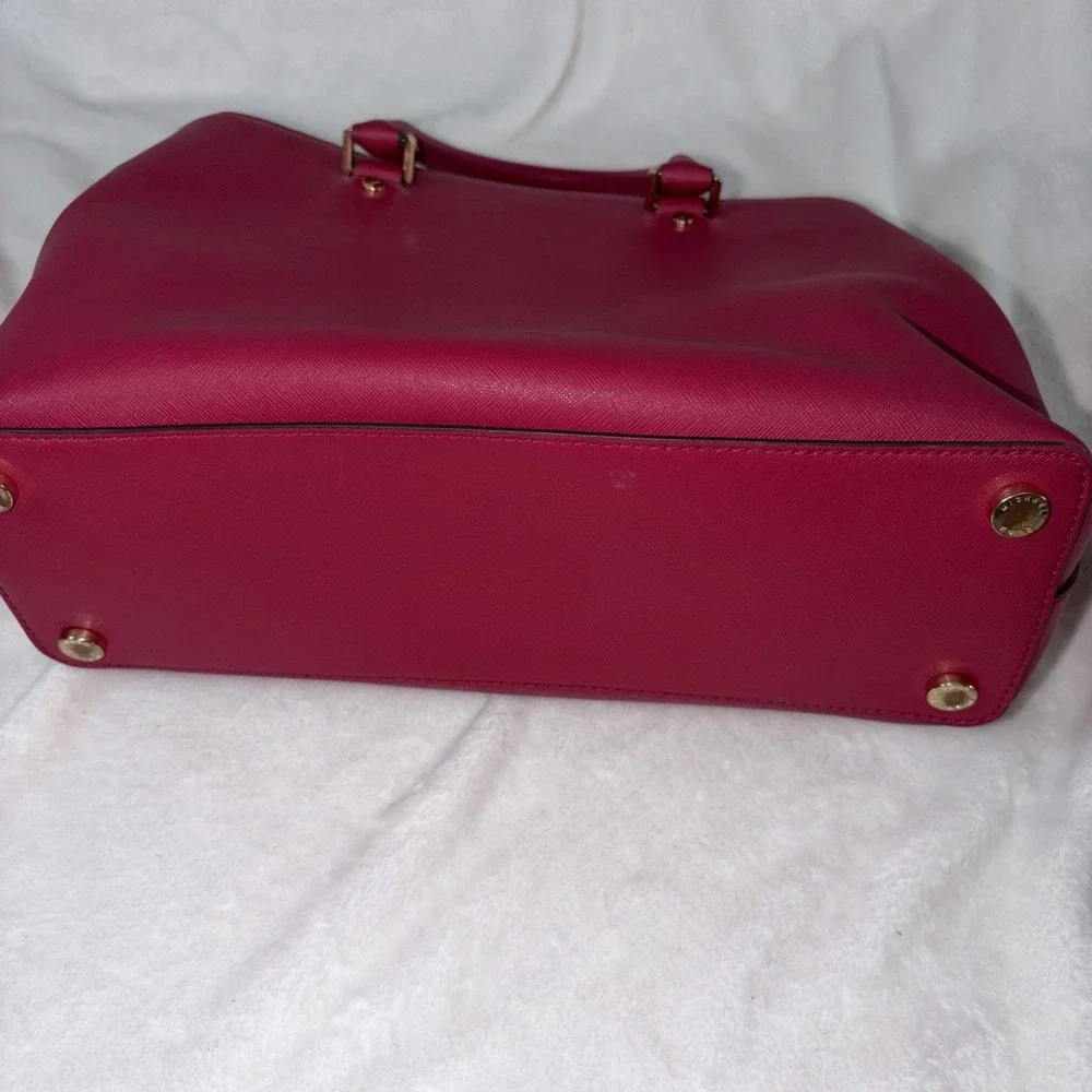 Michael Kors Sutton Saffiano Leather Medium Satchel Handbag Fuchsia Classic Chic
